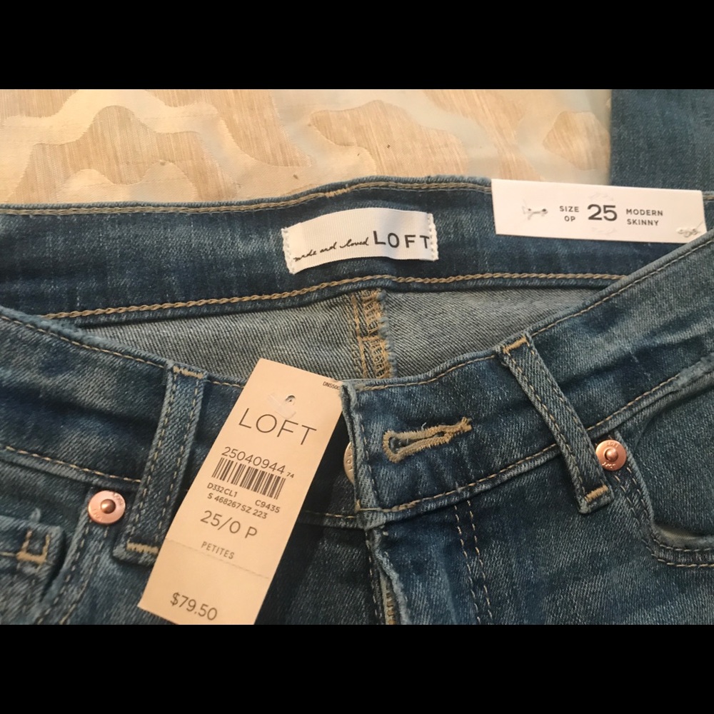 LOFT Cropped Jeans - modern skinnies